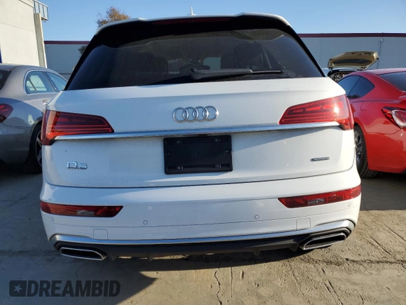 2024 Audi Q5 S line Premium with VIN WA1G2AFY0R2101708, listed as a Copart auction lot 44791195 with 7,088 mi miles and Salvage title. Bid and sale history available at DreamBid. Image 6.