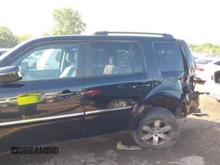 2013 Honda Pilot Touring z VIN 5FNYF4H96DB084148, wystawiony jako IAAI lot #42465066 z przebiegiem 220 339 mil mil oraz . Historia ofert i sprzedaży dostępna na DreamBid. Obrazek 14.