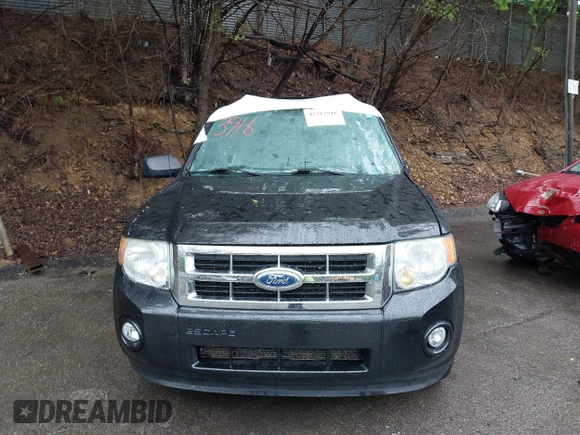 2011 Ford Escape XLT с VIN 1FMCU9DG1BKA73183, выставлен на аукционе IAAI как лот 42313916 с пробегом 96 296 миль миль и . История ставок и продаж доступна на DreamBid. Изображение 13.