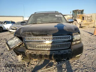 2007 Chevrolet Avalanche LT w/3LT with VIN 3GNEC12097G269630, listed as a Copart auction lot 76925004 with 177,069 mi miles and Salvage Title. Bid and sale history available at carsss.com. Image 5.