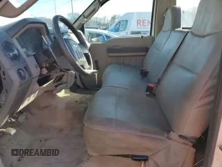 2008 Ford F-350 XL with VIN 1FDSF34558EC09372, listed as a Copart auction lot 84695984 with Not Provided miles and Clean Title. Bid and sale history available at DreamBid. Image 7.
