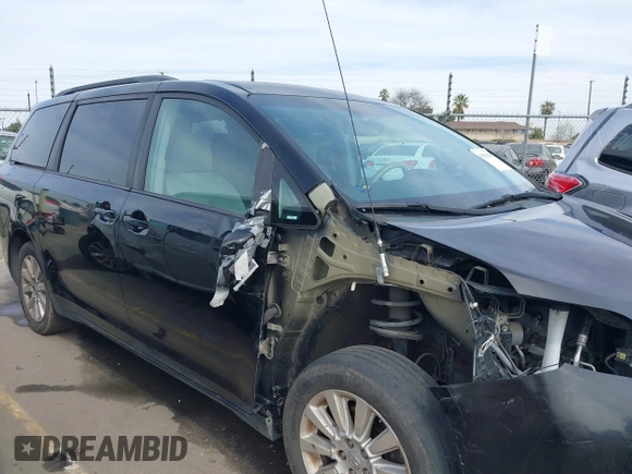 2012 Toyota Sienna LE with VIN 5TDJK3DC0CS037989, listed as a IAAI auction lot 41622546 with 165,363 mi miles. Bid and sale history available at carsss.com. Image 14.