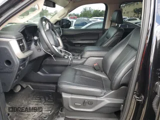 2022 Ford Expedition Max XLT with VIN 1FMJK1HT9NEA61985, listed as a Copart auction lot 76666394 with 54,866 mi miles and Salvage title. Bid and sale history available at DreamBid. Image 7.