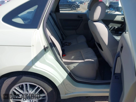 2011 Ford Focus SE with VIN 1FAHP3FN9BW167286, listed as a IAAI auction lot 42087263 with 71,923 mi miles. Bid and sale history available at carsss.com. Image 8.