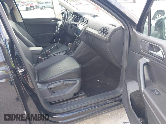 2018 Volkswagen Tiguan SEL с VIN 3VV3B7AX0JM178597, выставлен на аукционе IAAI как лот 42736122 с пробегом 44 879 миль миль и . История ставок и продаж доступна на DreamBid. Изображение 5.