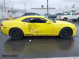 2014 Chevrolet Camaro LS with VIN 2G1FA1E3XE9309397, listed as a IAAI auction lot 41729190 with 117,055 mi miles. Bid and sale history available at carsss.com. Image 14.