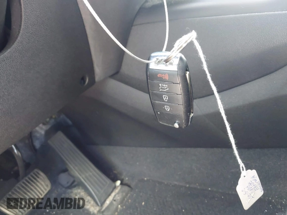 2018 Kia Sorento LX with VIN 5XYPG4A50JG350705, listed as a IAAI auction lot 41537305 with 82,346 mi miles and . Bid and sale history available at DreamBid. Image 11.