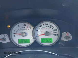 2007 Ford Escape Limited with VIN 1FMYU94197KA86109, listed as a IAAI auction lot 41307079 with 186,606 mi miles. Bid and sale history available at carsss.com. Image 7.