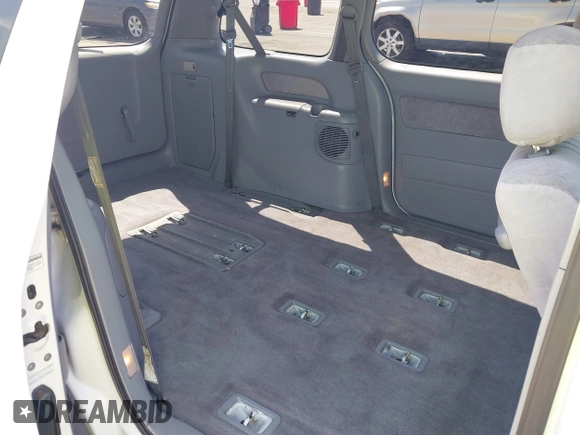 1998 Toyota Sienna LE with VIN 4T3ZF13C2WU066460, listed as a IAAI auction lot 42088006 with 169,014 mi miles and . Bid and sale history available at DreamBid. Image 8.