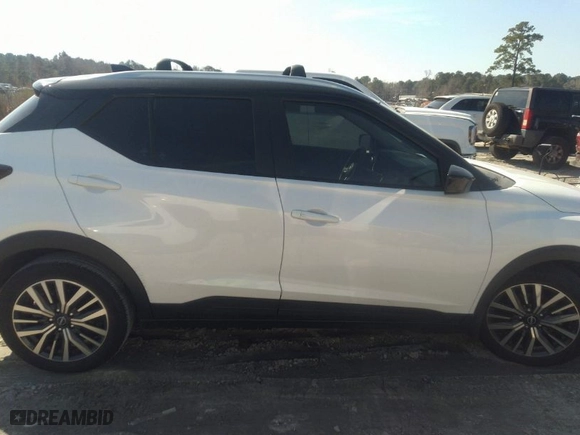 2022 Nissan Kicks SV with VIN 3N1CP5CV4NL527999, listed as a IAAI auction lot 41651674 with 42,401 mi miles. Bid and sale history available at carsss.com. Image 13.