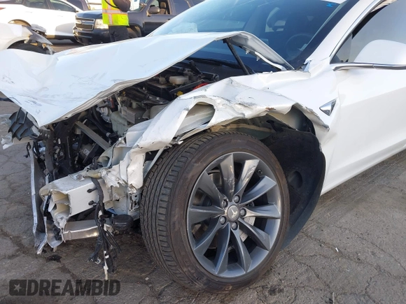 2020 Tesla Model 3 Performance with VIN 5YJ3E1EC1LF602516, listed as a IAAI auction lot 41841216 with 28,967 mi miles and . Bid and sale history available at DreamBid. Image 20.