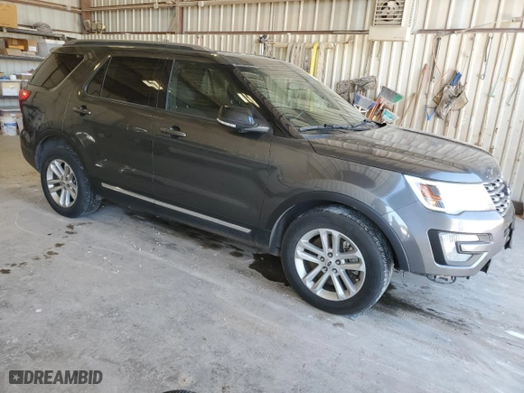 2017 Ford Explorer XLT with VIN 1FM5K7D80HGE11146, listed as a Copart auction lot 51979345 with 143,201 mi miles and Clean Title. Bid and sale history available at carsss.com. Image 4.