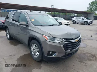 2018 Chevrolet Traverse LT Cloth z VIN 1GNERGKW9JJ286245, wystawiony jako IAAI lot #42291368 z przebiegiem 100 449 mil mil oraz . Historia ofert i sprzedaży dostępna na DreamBid. Obrazek 1.