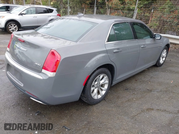 2018 Chrysler 300 Touring with VIN 2C3CCAAG2JH340676, listed as a IAAI auction lot 41869000 with 137,341 mi miles. Bid and sale history available at carsss.com. Image 4.