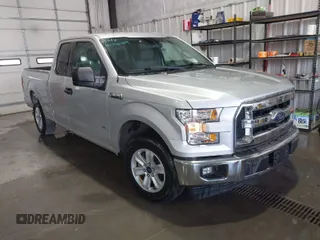 2017 Ford F-150 XL with VIN 1FTEX1CP0HKC62570, listed as a IAAI auction lot 41756349 with 77,915 mi miles. Bid and sale history available at carsss.com. Image 1.