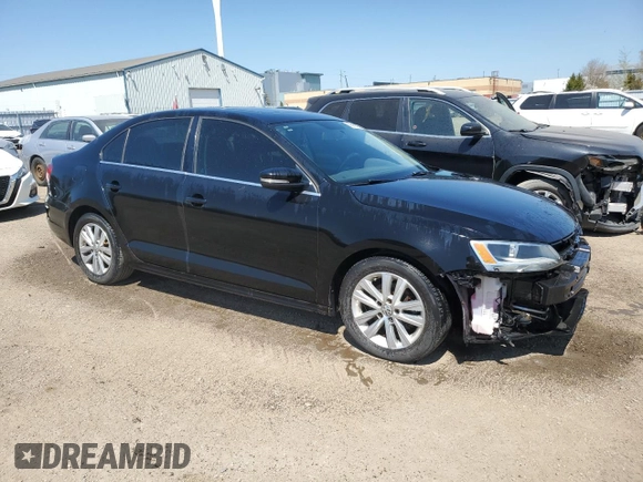2014 Volkswagen Jetta with VIN 3VWWL7AJ2EM366464, listed as a Copart auction lot 56569795 with 139,761 mi miles and Clean title. Bid and sale history available at DreamBid. Image 4.