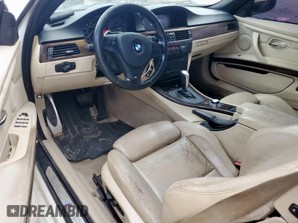 2012 BMW 3 Series 328i z VIN WBADW3C50CE822438, wystawiony jako Copart lot #61814435 z przebiegiem 153 078 mil mil oraz Czysty tytuł • Clean title. Historia ofert i sprzedaży dostępna na DreamBid. Obrazek 8.