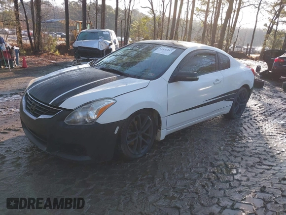 2012 Nissan Altima 3.5 SR with VIN 1N4BL2EP8CC173601, listed as a IAAI auction lot 41532237 with 132,485 mi miles. Bid and sale history available at carsss.com. Image 2.