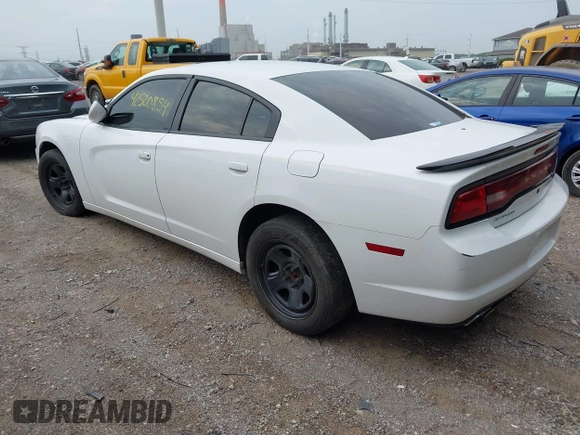 2013 Dodge Charger Police z VIN 2C3CDXAT8DH538423, wystawiony jako IAAI lot #42520854 z przebiegiem 147 346 mil mil oraz . Historia ofert i sprzedaży dostępna na DreamBid. Obrazek 3.
