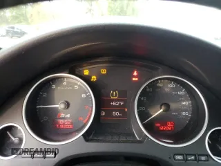 2007 Audi S4 z VIN WUARL48H87K901344, wystawiony jako Copart lot #74111714 z przebiegiem 122 087 mil mil oraz Tytuł czysty. Historia ofert i sprzedaży dostępna na DreamBid. Obrazek 9.