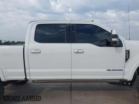 2019 Ford F-250 XL z VIN 1FT7W2BT8KEC07418, wystawiony jako IAAI lot #42261333 z przebiegiem 99 816 mil mil oraz . Historia ofert i sprzedaży dostępna na DreamBid. Obrazek 13.