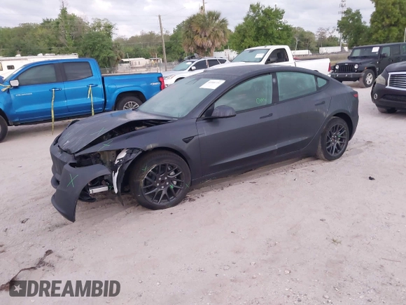 2024 Tesla Model 3 with VIN 5YJ3E1EA0RF748588, listed as a IAAI auction lot 41900733 with 2,547 mi miles. Bid and sale history available at carsss.com. Image 23.
