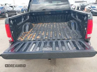 2011 GMC Sierra 1500 SLE z VIN 3GTP1VE0XBG306560, wystawiony jako IAAI lot #41496403 z przebiegiem 213 831 mil mil oraz . Historia ofert i sprzedaży dostępna na DreamBid. Obrazek 21.