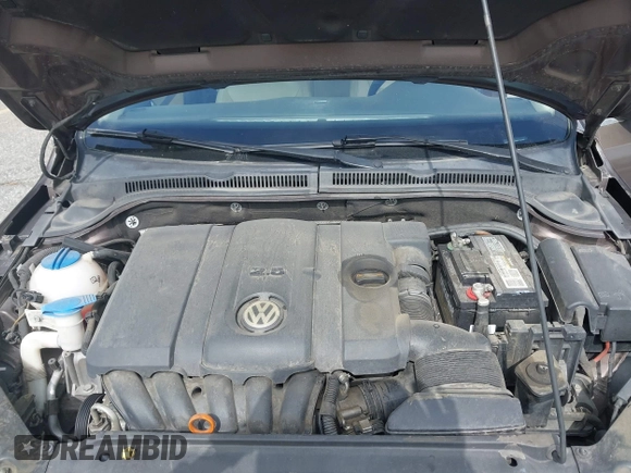 2013 Volkswagen Jetta SE с VIN 3VWDP7AJ1DM372752, выставлен на аукционе IAAI как лот 42380204 с пробегом 186 737 миль миль и . История ставок и продаж доступна на DreamBid. Изображение 10.