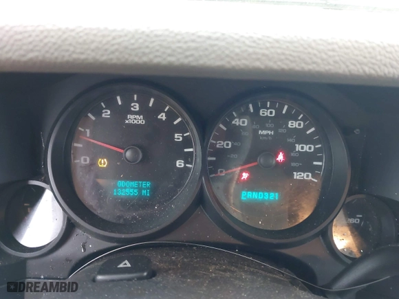 2007 Chevrolet Silverado 1500 LT w/1LT with VIN 2GCEC13C971658729, listed as a IAAI auction lot 41511701 with 132,555 mi miles. Bid and sale history available at carsss.com. Image 7.