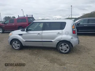 2011 Kia Soul + with VIN KNDJT2A2XB7712646, listed as a IAAI auction lot 41867141 with 201,819 mi miles and . Bid and sale history available at DreamBid. Image 14.