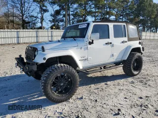 2017 Jeep Wrangler Unlimited Sahara z VIN 1C4BJWEGXHL567762, wystawiony jako Copart lot #46337875 z przebiegiem 101 340 mil mil oraz Szkoda całkowita • Salvage title. Historia ofert i sprzedaży dostępna na DreamBid. Obrazek 1.