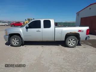 2012 Chevrolet Silverado 1500 LT with VIN 1GCRKSE73CZ195451, listed as a IAAI auction lot 41802960 with 277,651 mi miles and . Bid and sale history available at DreamBid. Image 14.