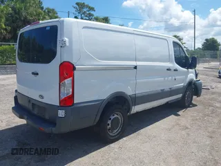 2016 Ford Transit Cargo с VIN 1FTYR1YM2GKB07832, выставлен на аукционе IAAI как лот 42614414 с пробегом Не указан миль и . История ставок и продаж доступна на DreamBid. Изображение 4.