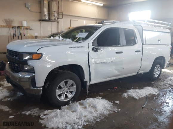 2021 Chevrolet Silverado 1500 Work Truck with VIN 1GCRYAEH2MZ299187, listed as a IAAI auction lot 41315157 with 97,272 mi miles. Bid and sale history available at carsss.com. Image 17.