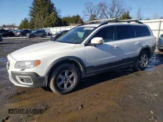 2013 Volvo XC70 3.2L with VIN YV4940BZ4D1168213, listed as a Copart auction lot 42603685 with 155,181 mi miles and Salvage Title. Bid and sale history available at DreamBid. Image 1.