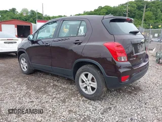 2021 Chevrolet Trax LS z VIN KL7CJNSB2MB360206, wystawiony jako IAAI lot #42337029 z przebiegiem 39 541 mil mil oraz . Historia ofert i sprzedaży dostępna na DreamBid. Obrazek 3.