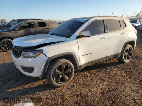 2017 Jeep Compass Latitude with VIN 3C4NJDBB4HT674613, listed as a Copart auction lot 46247355 with 124,299 mi miles and Salvage Title. Bid and sale history available at carsss.com. Image 1.