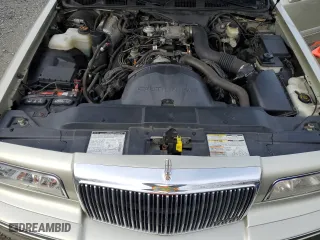 1997 Lincoln Town Car Executive with VIN 1LNLM81W9VY643745, listed as a Copart auction lot 47921365 with 68,821 mi miles and Salvage Title. Bid and sale history available at carsss.com. Image 11.