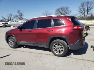 2018 Jeep Cherokee Latitude Plus with VIN 1C4PJLLB8JD622754, listed as a Copart auction lot 48239075 with 212,331 mi miles and Salvage Title. Bid and sale history available at carsss.com. Image 2.
