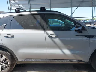 2022 Kia Sorento EX z VIN 5XYRH4LF8NG136238, wystawiony jako IAAI lot #41963656 z przebiegiem 78 713 mil mil oraz . Historia ofert i sprzedaży dostępna na DreamBid. Obrazek 14.