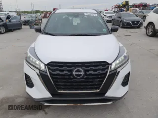 2024 Nissan Kicks SR with VIN 3N1CP5DV2RL490973, listed as a Copart auction lot 50377055 with 3,408 mi miles and Salvage Title. Bid and sale history available at DreamBid. Image 5.