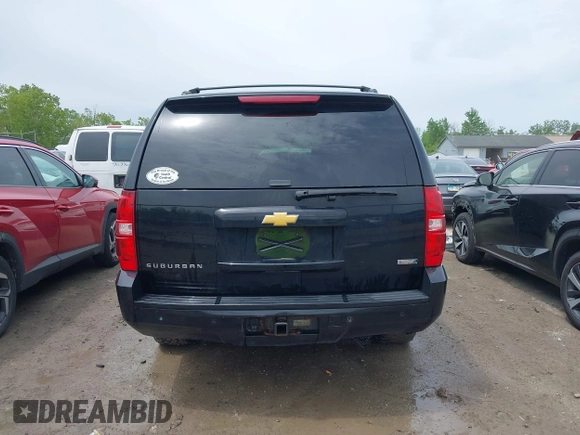 2012 Chevrolet Suburban LT with VIN 1GNSKJE75CR189265, listed as a IAAI auction lot 42270178 with 171,219 mi miles and . Bid and sale history available at DreamBid. Image 16.
