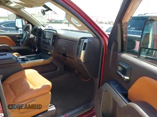 2017 Chevrolet Silverado 1500 LT with VIN 3GCUKREC4HG164281, listed as a IAAI auction lot 42037712 with 133,935 mi miles and . Bid and sale history available at DreamBid. Image 5.