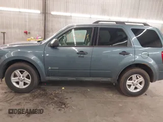 2011 Ford Escape Hybrid с VIN 1FMCU5K34BKC19603, выставлен на аукционе IAAI как лот 41895045 с пробегом 117 922 миль миль и . История ставок и продаж доступна на DreamBid. Изображение 15.