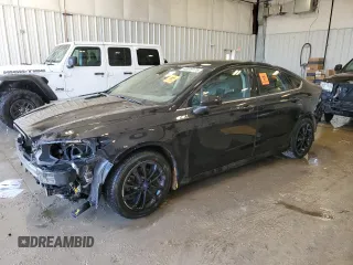2020 Ford Fusion SE with VIN 3FA6P0HD4LR162494, listed as a Copart auction lot 48019175 with 71,534 mi miles and Salvage Title. Bid and sale history available at carsss.com. Image 1.