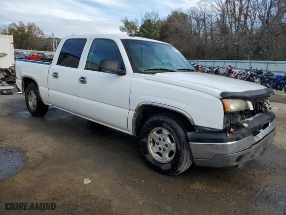 2004 Chevrolet Silverado 1500 Crew Cab LS with VIN 2GCEC13T741415464, listed as a Copart auction lot 85728364 with 174,064 mi miles and Salvage Title. Bid and sale history available at carsss.com. Image 4.