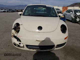 2006 Volkswagen New Beetle Coupe with VIN 3VWRW31C36M410603, listed as a Copart auction lot 75964504 with 0 mi miles and Salvage Title. Bid and sale history available at carsss.com. Image 5.