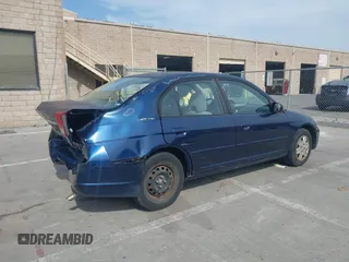 2003 Honda Civic LX with VIN 2HGES16553H561692, listed as a IAAI auction lot 41993872 with 201,413 mi miles and . Bid and sale history available at carsss.com. Image 4.