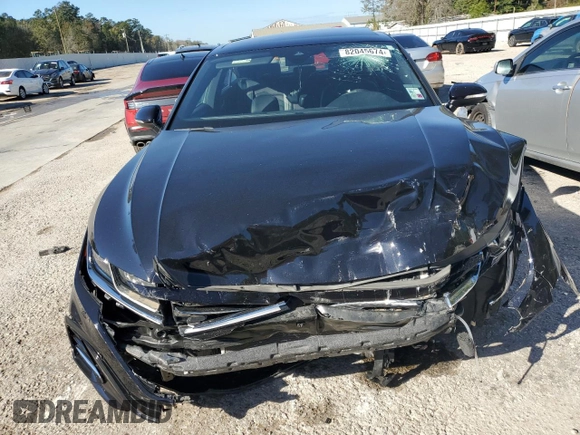 2023 Volkswagen Arteon SEL Premium R-Line z VIN WVWTR7AN5PE015502, wystawiony jako Copart lot #82045674 z przebiegiem 6 882 mil mil oraz Szkoda całkowita • Salvage title. Historia ofert i sprzedaży dostępna na DreamBid. Obrazek 5.