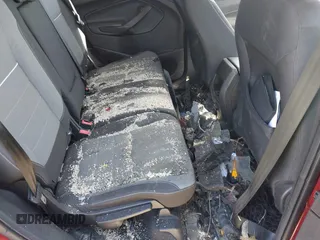 2015 Ford Escape SE with VIN 1FMCU0G71FUC87446, listed as a IAAI auction lot 41814589 with 137,051 mi miles. Bid and sale history available at carsss.com. Image 8.